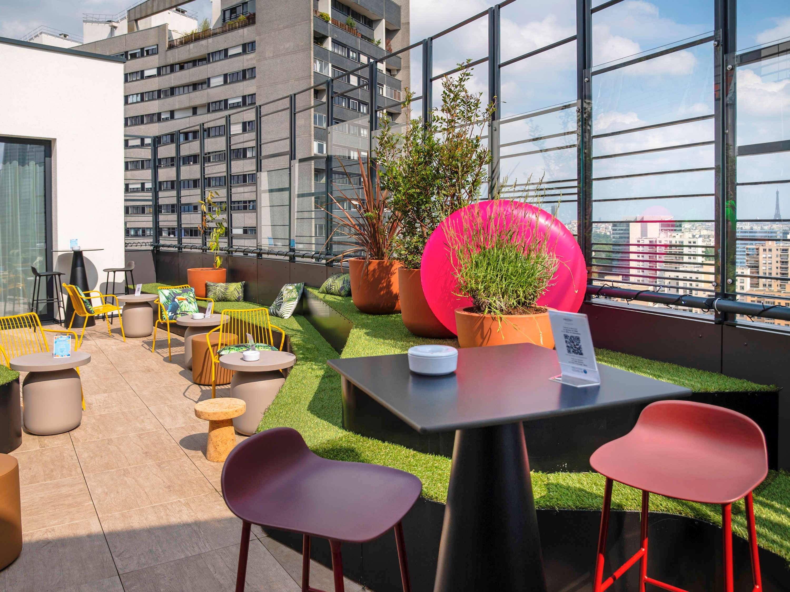 Mercure Paris La Defense Courbevoie Exterior photo
