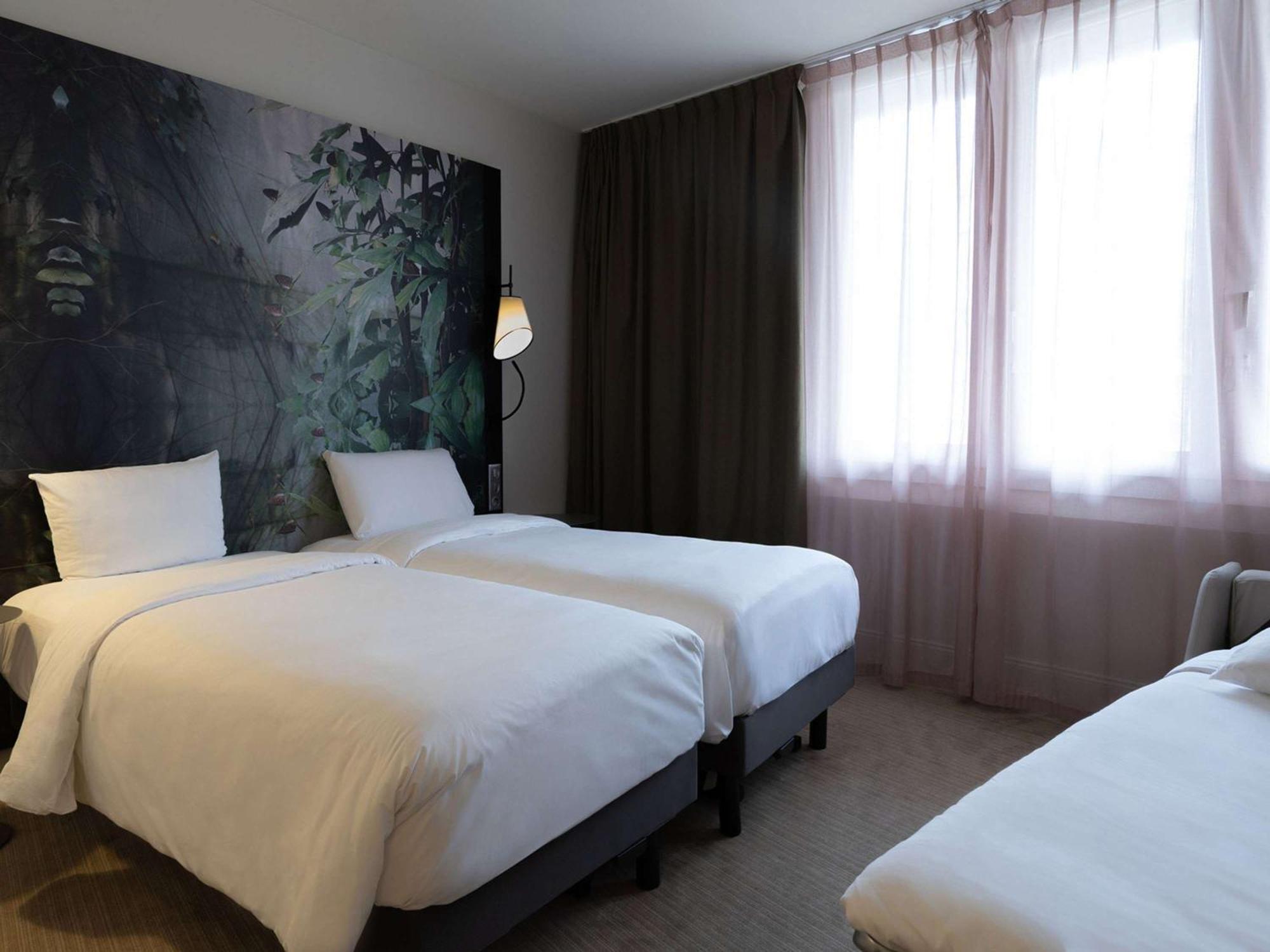 Mercure Paris La Defense Courbevoie Exterior photo